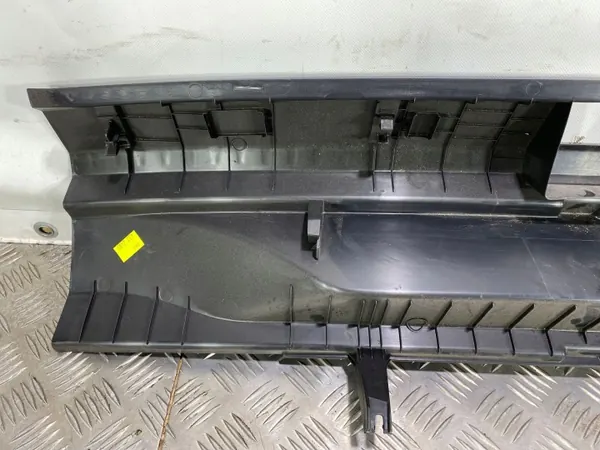 OEM FBZ20209 Bagageutrymmes tröskelskydd Seat Arona 2018 image 7