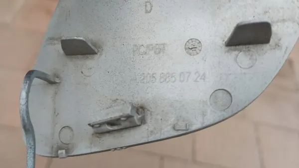 Couvercle de crochet de pare-chocs MERCEDES C-KLASA W205 AMG A2058850724 image 3