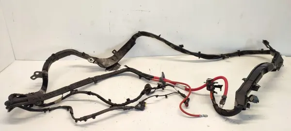 Volvo V90 II Akunpidike OEM 31665306 - Käytetty image 2