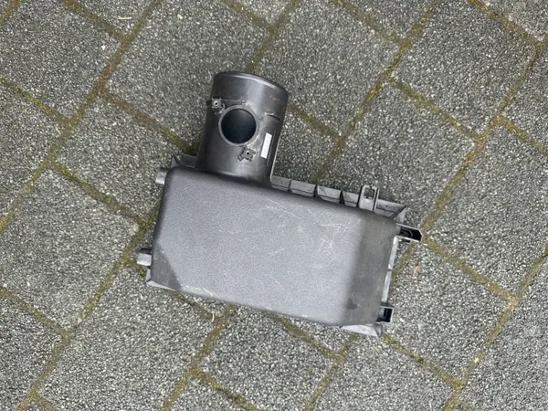 OEM 52114-48600 övre filterhus Lexus RX image 2