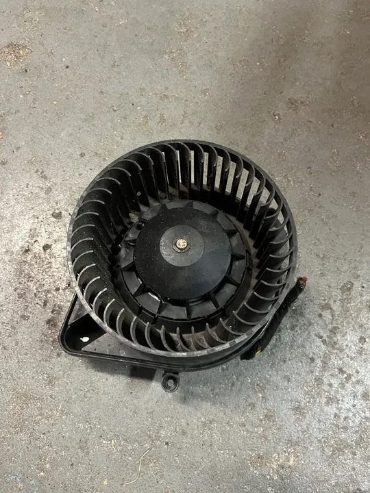 Ventilador de aquecimento 8E1820021E Audi A4 B6 B7 image 2