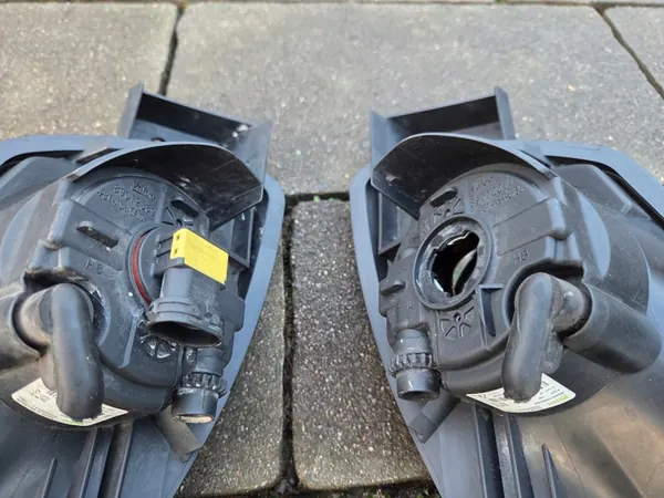 Conjunto de Faróis Halógenos PEUGEOT 308 T7 Esquerdo + Direito 07-2010 image 6