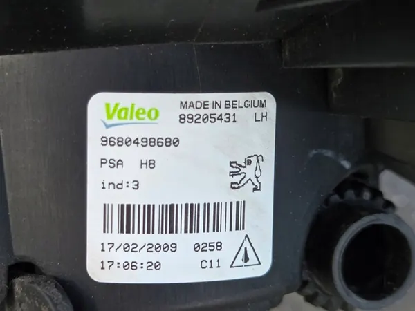 Conjunto de Faróis Halógenos PEUGEOT 308 T7 Esquerdo + Direito 07-2010 image 8