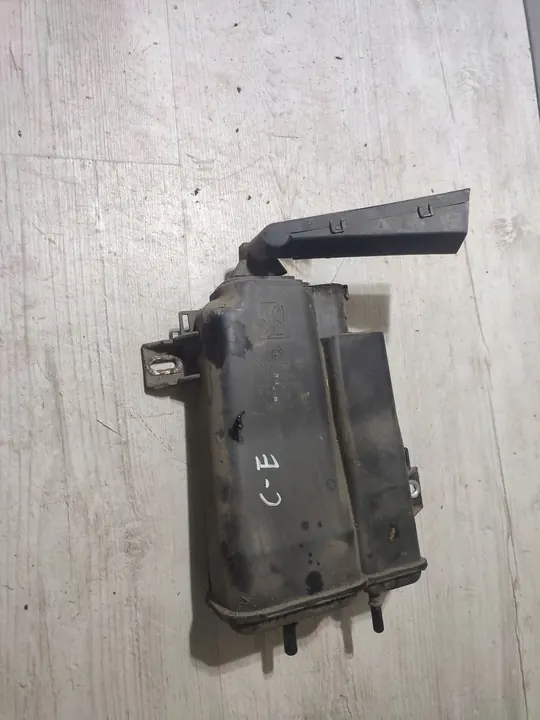 Kolfilter Opel Corsa E 2018 image 1