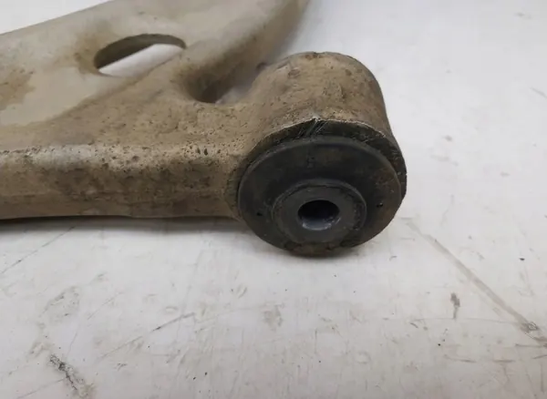 Braccio di sospensione anteriore destro Volkswagen Passat 1.9 TDI image 3