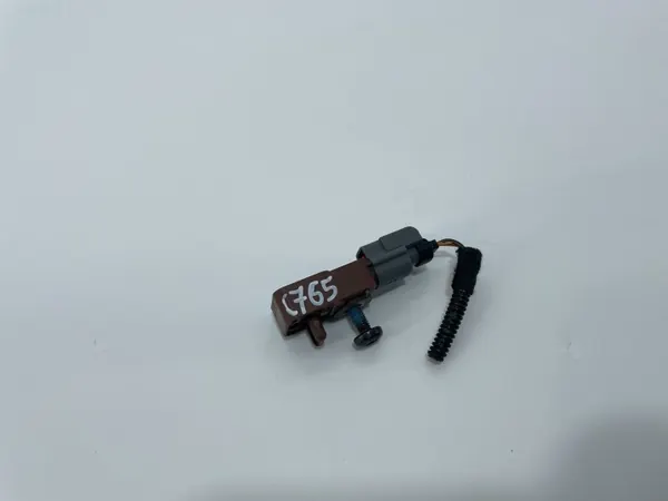 Connecteur de capteur de choc OEM 13583353 pour Opel Corsa E image 2