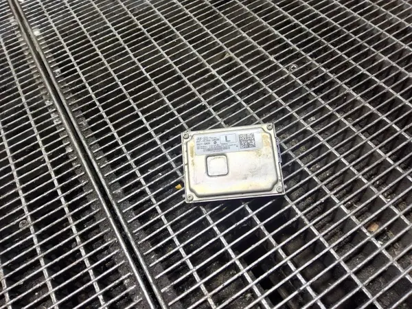 Etukamera OEM 99211Q4000 Kia Niro Sähköautolle image 4
