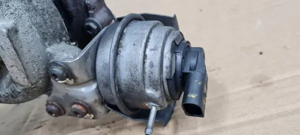 Turbo Audi Q5 A6 A4 2.0TDI 03L145721B image 10