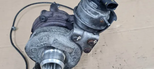 Turbo Audi Q5 A6 A4 2.0TDI 03L145721B image 4