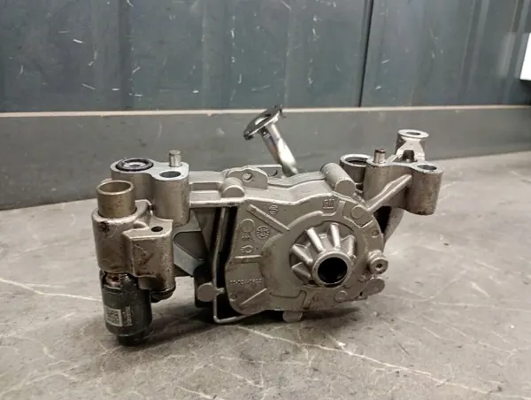 Pompe à huile OEM 00-024-0622 pour Opel Astra V image 4