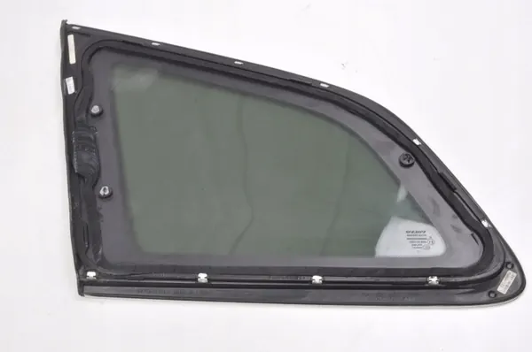 Volvo XC60 II Takaoikea Koriovi OEM 263114 image 3