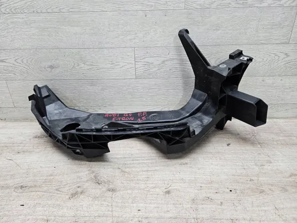 Audi Q4 e-tron oikea etuvalo OEM 89A805326A image 2