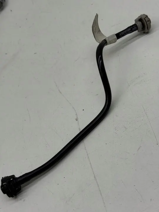 AUDI A6 C7 3.0 TDI CRT tubo de ventilación OEM image 4