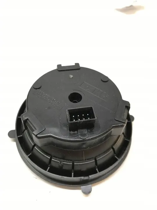 BMW E87 E90 E60 F10 F25 E92 Spegeljusteringsmotor 7191398 image 3