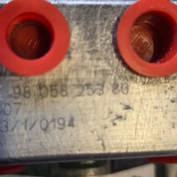 ABS-pomp OEM 9805825380 voor Peugeot 308 image 4