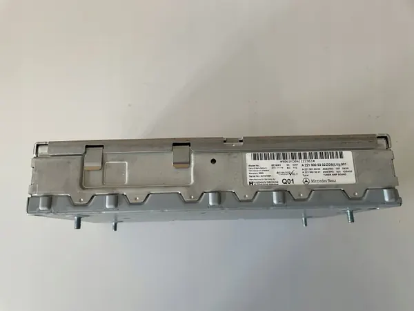 Harman Kardon Vahvistin OEM A2219005302 Mercedes image 3