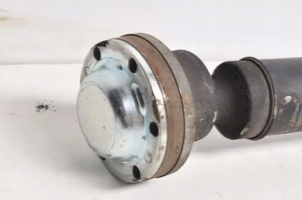 VOLVO XC90 2.4 D5 Drivaxel 30783345 image 2