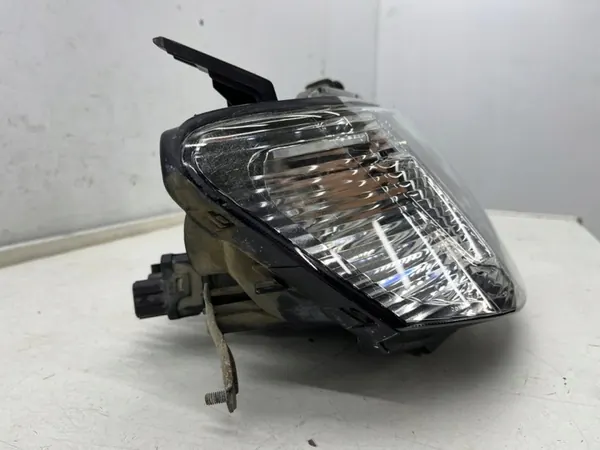 Faros derecho Mitsubishi L200 KA KB 05-10r. H4 OEM image 2