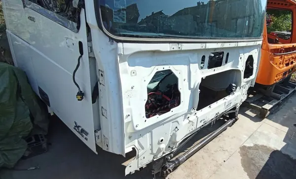DAF OE Hyt för XF 106 - Begagnad, Direkt Passform image 5