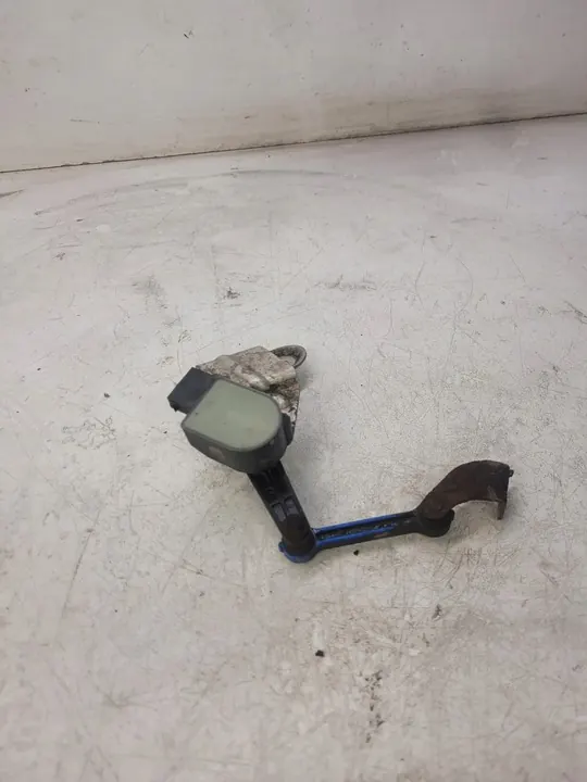 Sensor de nível Audi A4 B7 Xenon image 3