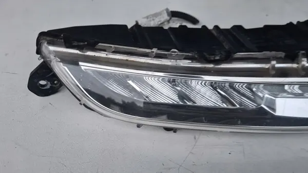 Citroen C4 Grand Picasso II Luz LED DRL Derecha 9676036480 image 2