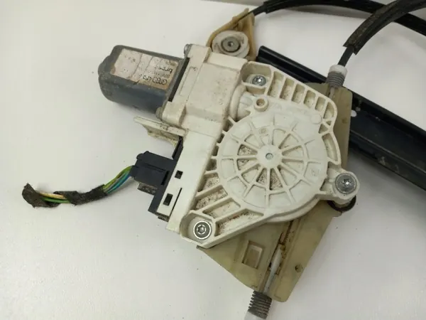 OEM 879*C Audi A6 C6 Vänster Framruta Regulator image 8