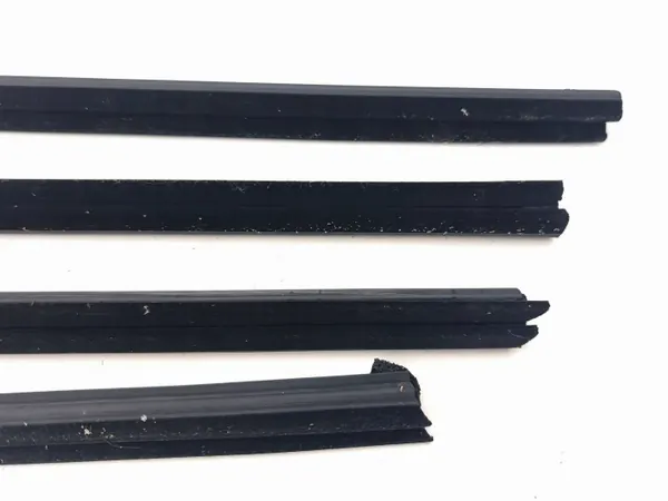 OEM AMD213644 Fronttür-Fensterdichtung - Gebraucht image 7