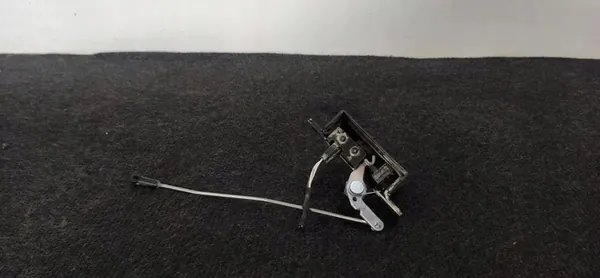 Vänster bakdörrslås VW image 3