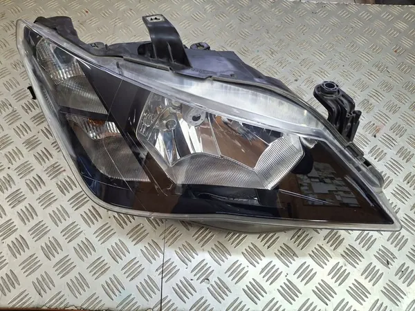 Oikea heijastin SEAT Ibiza IV Lift 2015-2017 OEM 6J1941022K image 2