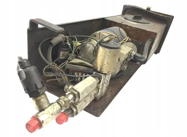 BZ15-149T Volvo Hecklifte-Pumpensystem - Gebraucht image 3
