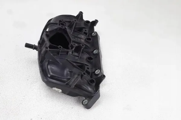 Insugningsgrenrör VW OEM 03C129711AJ Passat B6 1.4L image 3