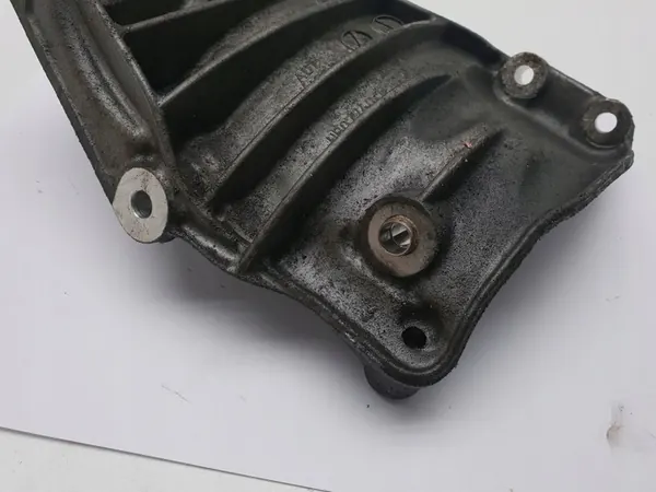 Support de compresseur de climatisation BMW 3 E90 E91 OEM 64557556826 image 4