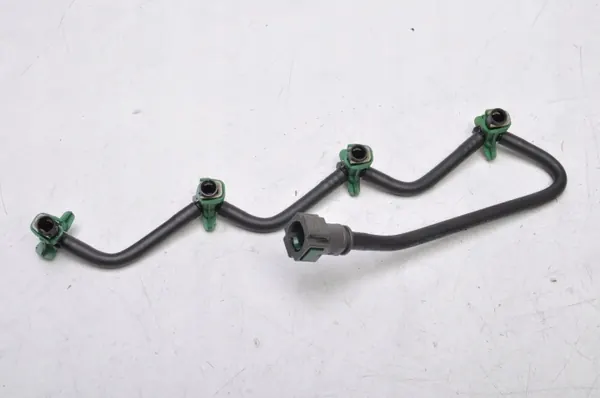Tuyaux de trop-plein OEM 227231 pour Volvo C30 C70 S40 V50 image 2