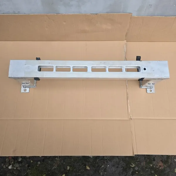 Voorbumper versterking OEM M8E210005A0 image 2