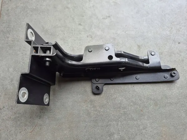 Vordere Befestigungsstütze OEM WSPORNIK Jaguar F-Type image 2
