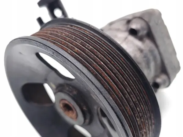 Bomba de direção assistida Hyundai i800 2.5 CRDi Diesel 2010 OEM image 5