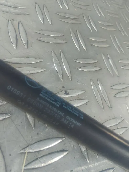 MERCEDES W212 09- Bagageluckans aktuatorer A2127400045 image 2