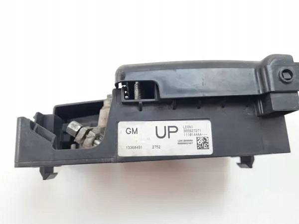 Fusible Opel OEM 13368491 - Estado Usado image 3