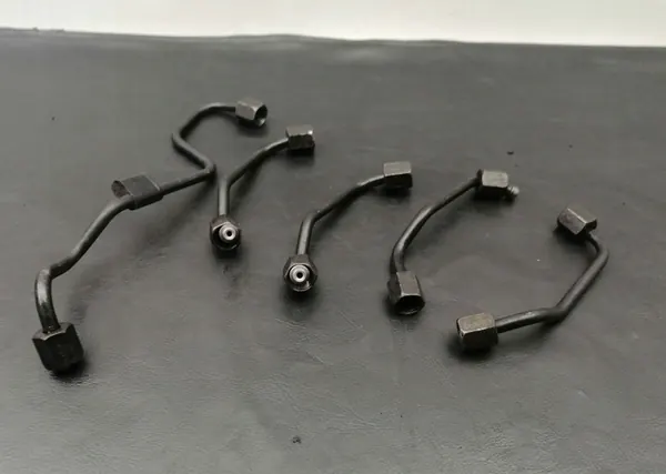 Mercedes-Benz OE A6110701133 línea de alta presión image 2