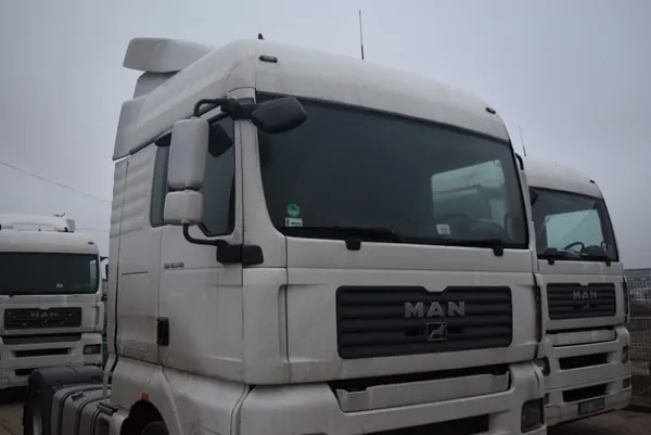 Cadre de cabine MAN TGX TGA XLX OEM 622 - Occasion image 2