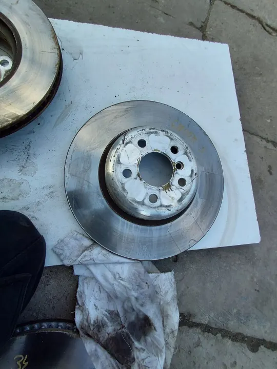 BMW G20 G21 Framhjulsbromsskiva OEM 6880079 image 4