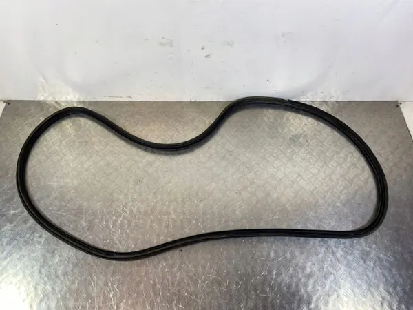 Junta maletero SsangYong Rexton OEM FOB42611 - Usado image 3
