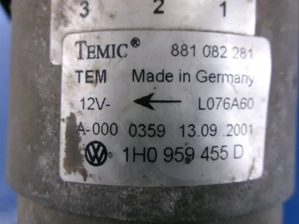 VW PASSAT B4 1.9TDi Kylarrubrik 1H0959455D image 5