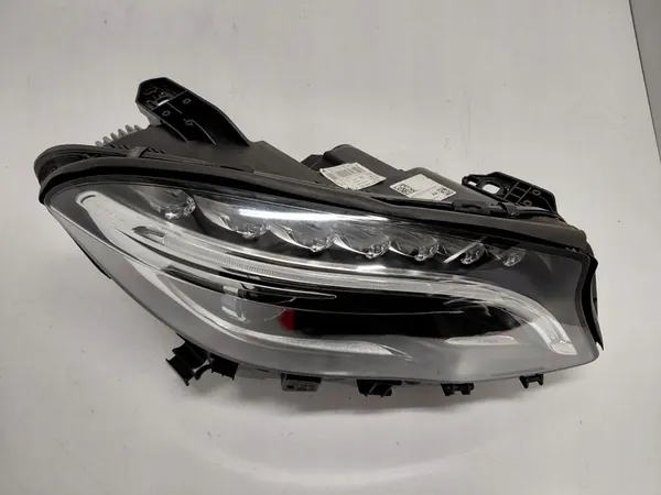 Mercedes GLA W156 Bi Xenon Rechter Lamp A1569061800 image 2