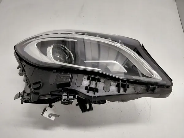 Mercedes GLA W156 Bi Xenon Rechter Lamp A1569061800 image 5