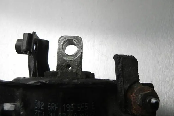 Motorutrymmesdelar SKODA RAPID SPACEBACK diesel OEM image 3