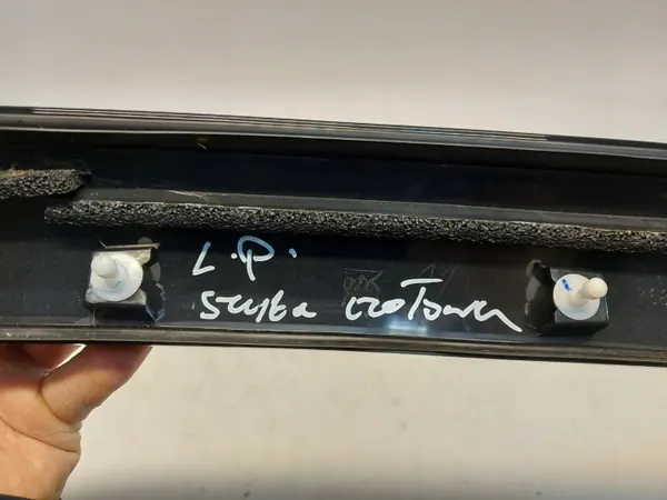 OEM 76837 6RA0A Etupilarin Koriste Vasen Nissan X-Trail image 3