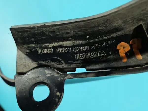 Para-lamas dianteiro direito OEM 76621-02180 Toyota Auris II image 5