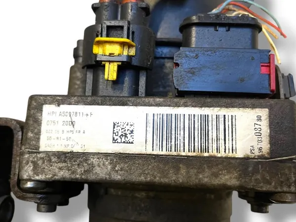 Pompe de direction assistée Citroen C4 2010 OEM 9670308780 image 7