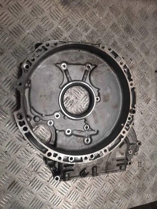 Mercedes Distributiedeksel OEM A6510151402 - W205 image 2